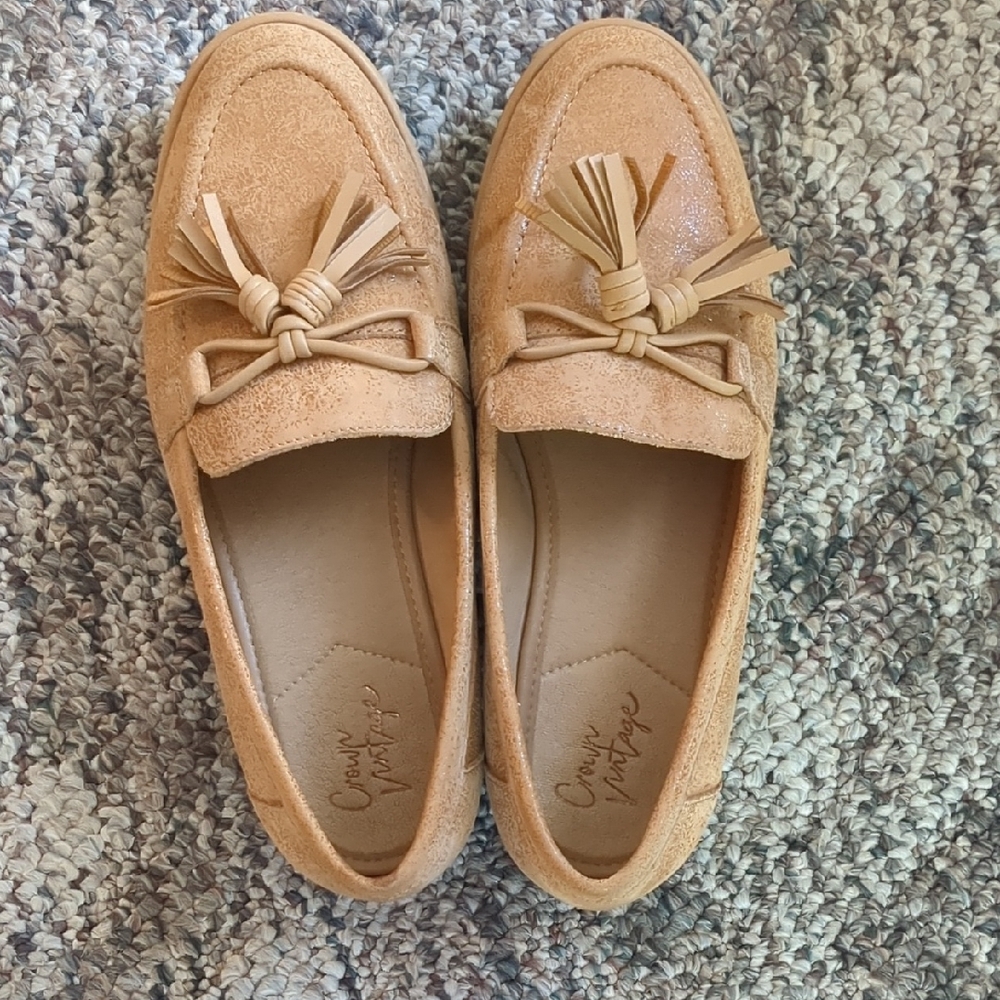 Women's Tan Loafers with Tassel Detail